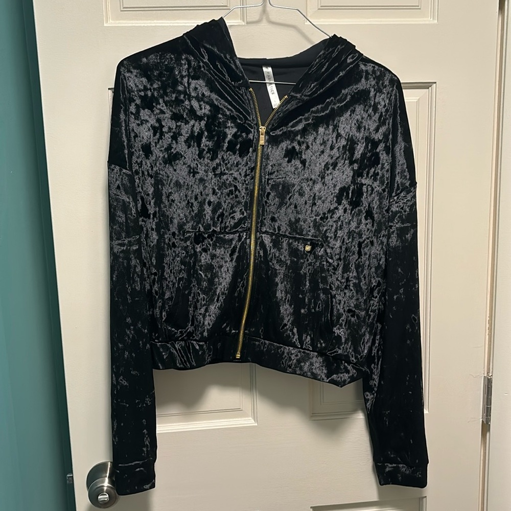 NWOT Fabletics Black Crushed Velvet Zip Up